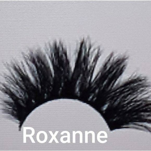 3D mink lashes 3/$20 or 1 for $8 - Picture 4 of 4